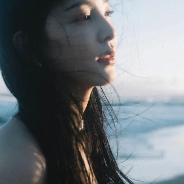 逃逸追踪海报
